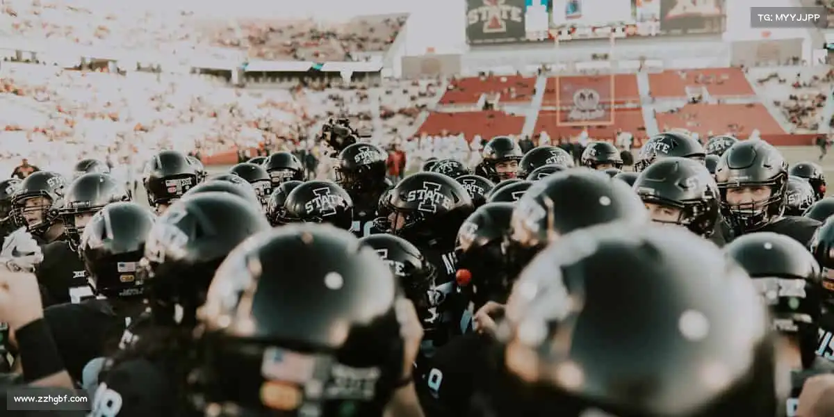 蜂鸟电竞🏐团队协作，默契无间 —— 胜利从不是一个人的狂欢，而是一群人的荣耀！